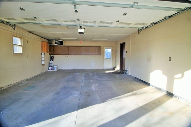 451 31st Avenue, East Moline, IL 61244