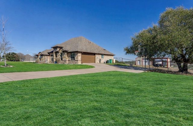 259 Hidden Creek Road, Cresson, TX 76035