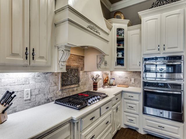 259 Hidden Creek Road, Cresson, TX 76035