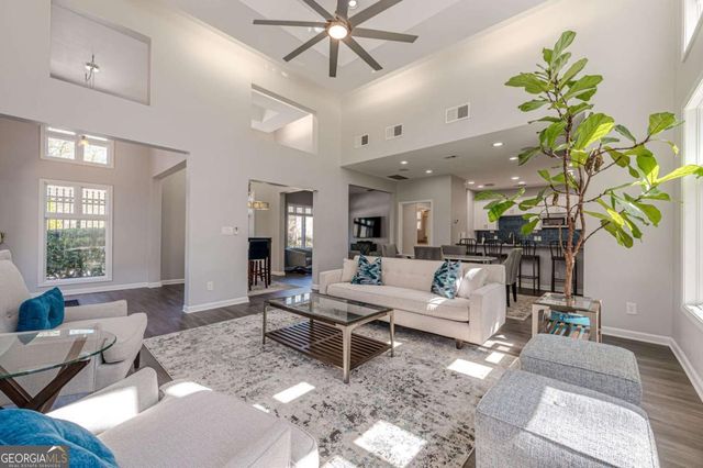 901 Summit North Drive NE 901, Atlanta, GA 30324