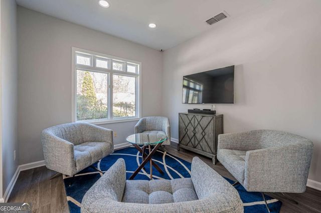 901 Summit North Drive NE 901, Atlanta, GA 30324