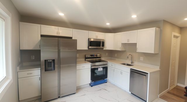263 Kirk Avenue, Ypsilanti, MI 48197