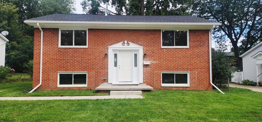 263 Kirk Avenue, Ypsilanti, MI 48197