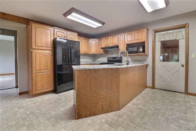 6635 Cooper Street, Westmoreland, NY 13490