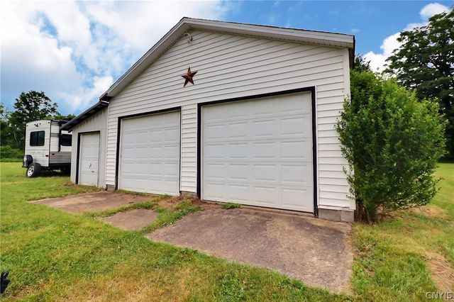 6635 Cooper Street, Westmoreland, NY 13490