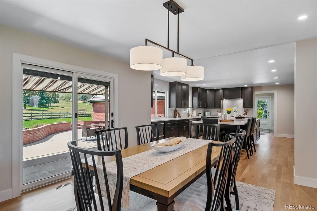 Image 17 of property listing at 22 N Ranch Road, Littleton, CO 80127