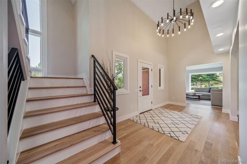 Image 28 of property listing at 22 N Ranch Road, Littleton, CO 80127