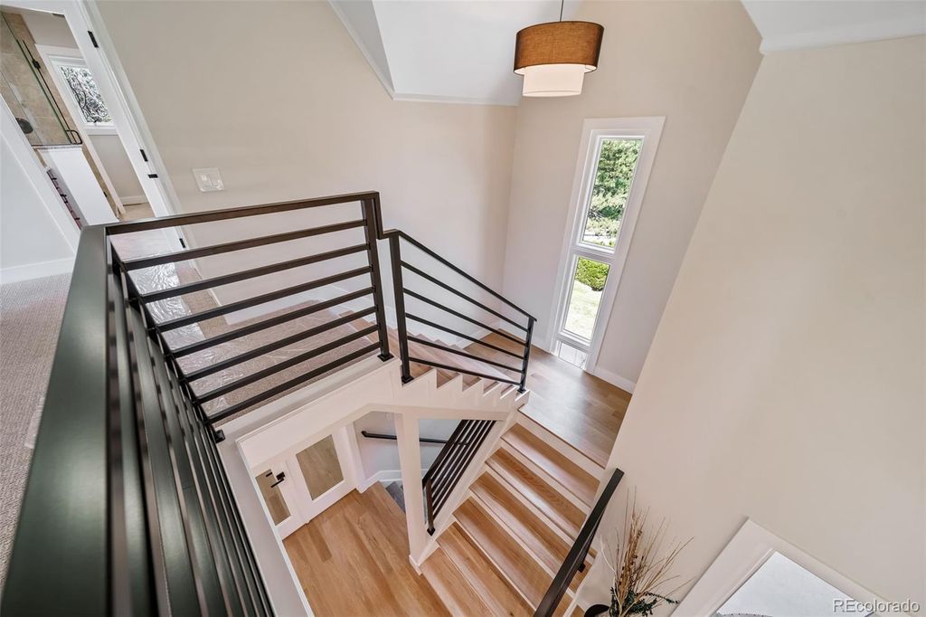 Image 29 of property listing at 22 N Ranch Road, Littleton, CO 80127