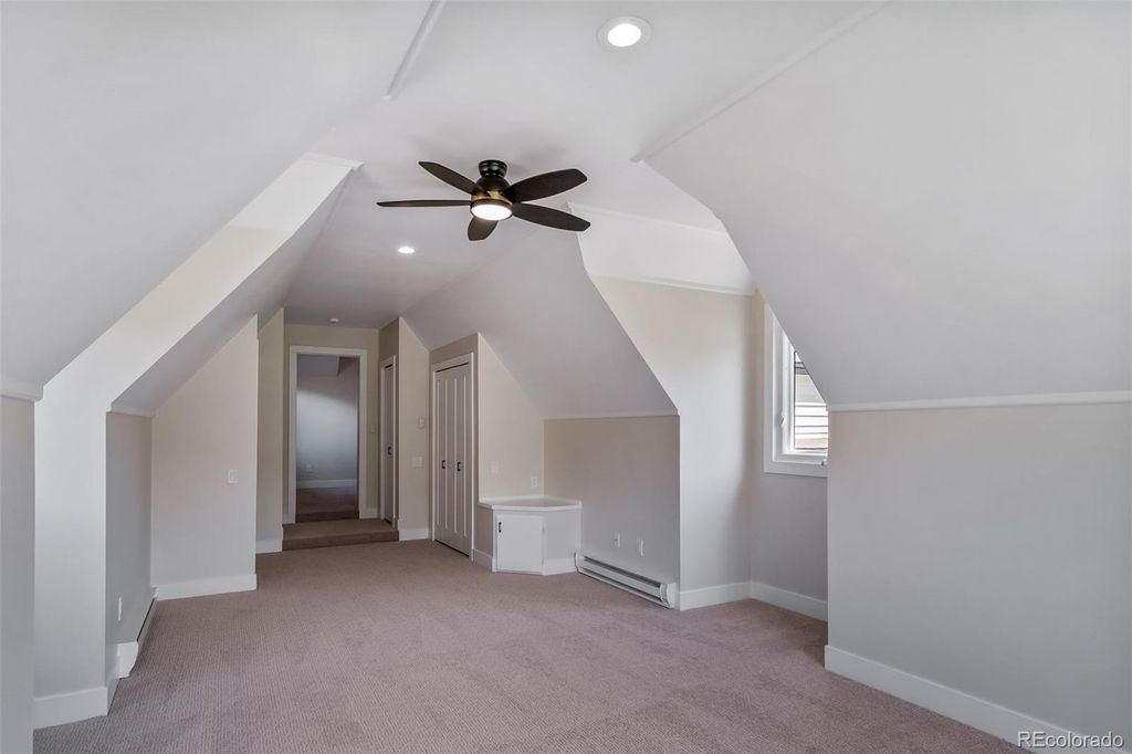 Image 33 of property listing at 22 N Ranch Road, Littleton, CO 80127