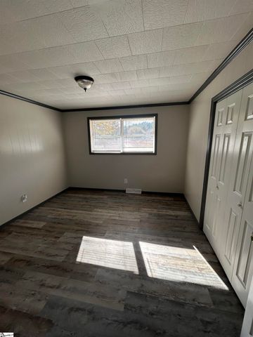 2288 Cannon Bottom Road, Belton, SC 29627