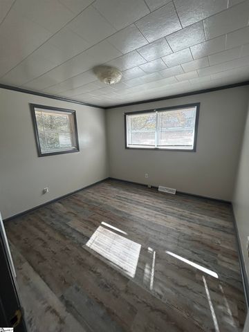 2288 Cannon Bottom Road, Belton, SC 29627