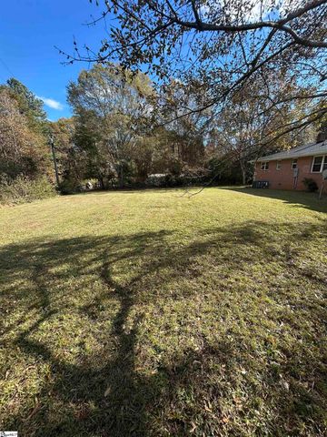 2288 Cannon Bottom Road, Belton, SC 29627