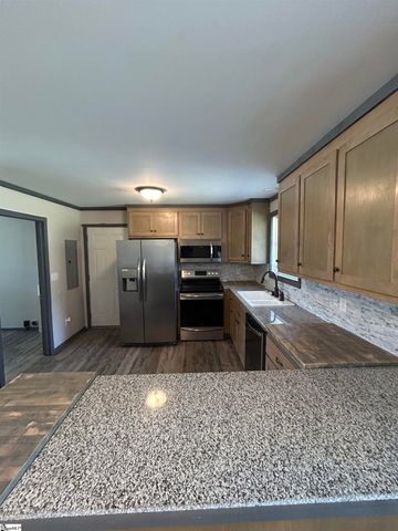 2288 Cannon Bottom Road, Belton, SC 29627