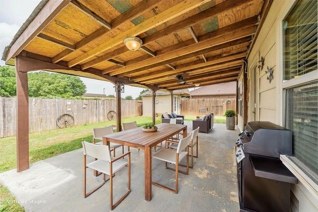 2841 Mesquite Road, Fort Worth, TX 76111