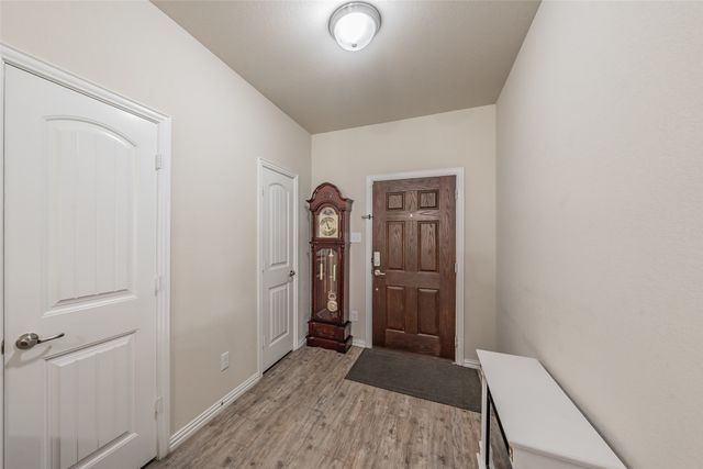2841 Mesquite Road, Fort Worth, TX 76111