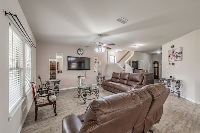 2841 Mesquite Road, Fort Worth, TX 76111