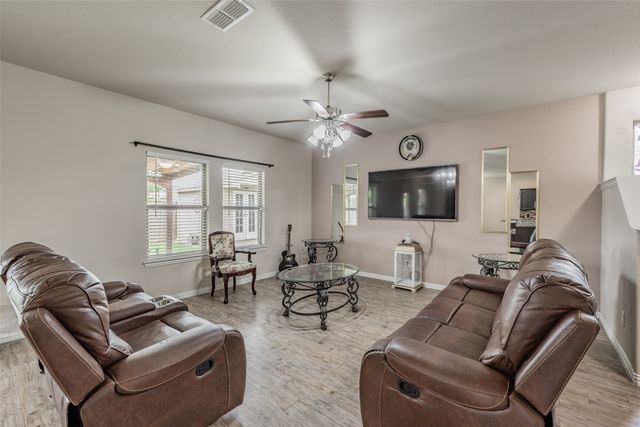 2841 Mesquite Road, Fort Worth, TX 76111