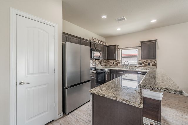 2841 Mesquite Road, Fort Worth, TX 76111