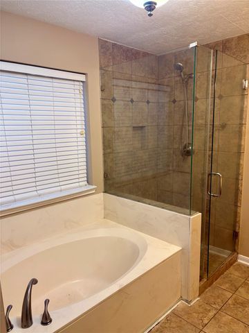 6510 Summit Ridge Court, Houston, TX 77085