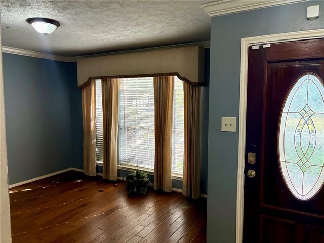 6510 Summit Ridge Court, Houston, TX 77085