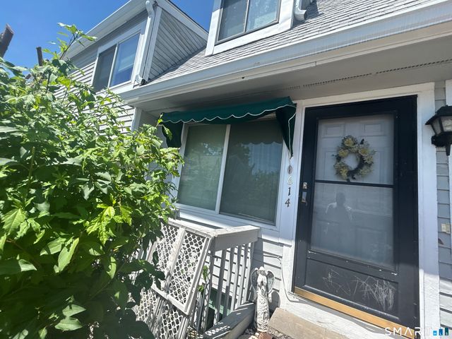 614 Longfellow Drive 614, Branford, CT 06405