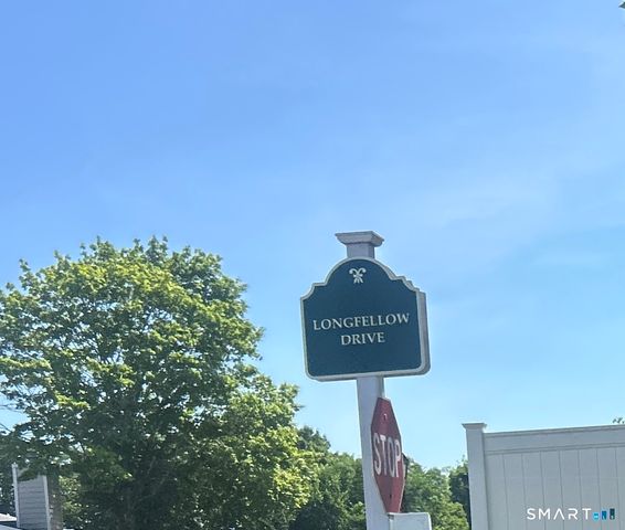 614 Longfellow Drive 614, Branford, CT 06405