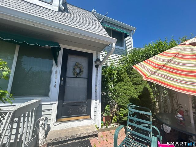 614 Longfellow Drive 614, Branford, CT 06405