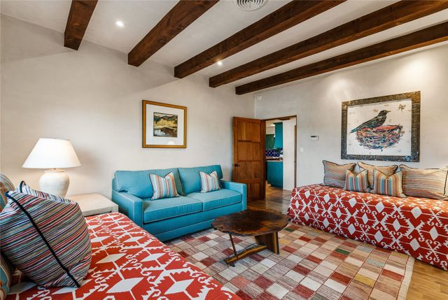 2 A Avenida Madison, Santa Fe, NM 87506