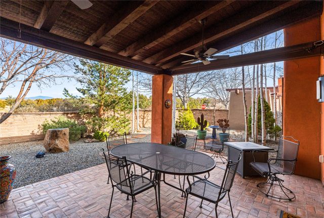 2 A Avenida Madison, Santa Fe, NM 87506