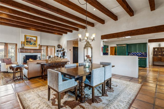 2 A Avenida Madison, Santa Fe, NM 87506