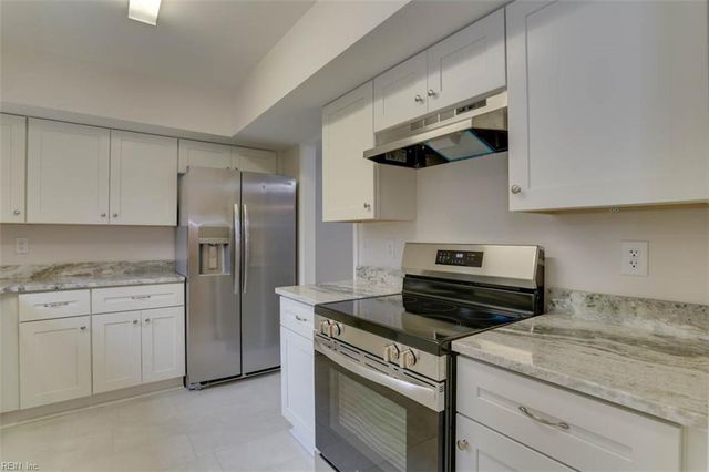 164 Lake One DR, Hampton, VA 23666
