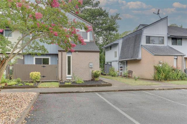 164 Lake One DR, Hampton, VA 23666