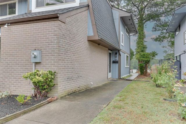 164 Lake One DR, Hampton, VA 23666