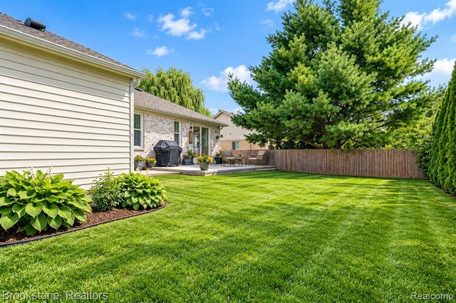 27125 Telstar Street, Chesterfield, MI 48051
