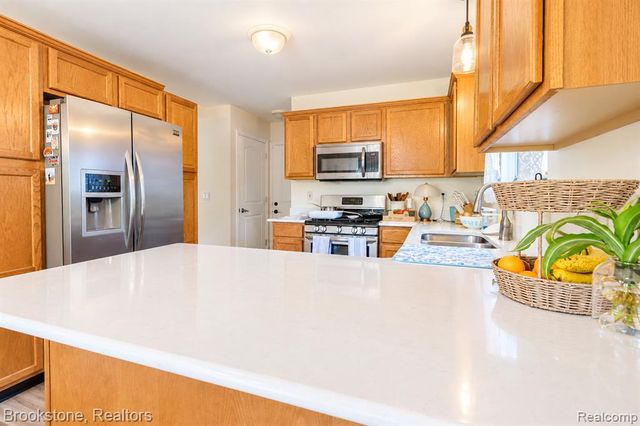 27125 Telstar Street, Chesterfield, MI 48051
