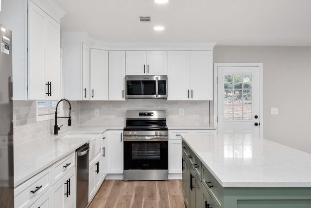 909 Hammond Drive, North Augusta, SC 29841