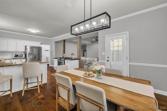 11515 S Mulberry Court, Jenks, OK 74037