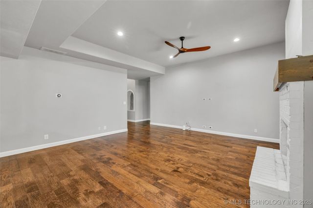 11515 S Mulberry Court, Jenks, OK 74037