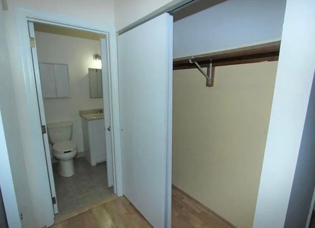 76 Highwood Dr 76, Franklin, MA 02038