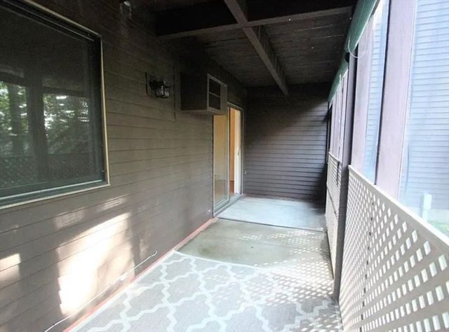 76 Highwood Dr 76, Franklin, MA 02038