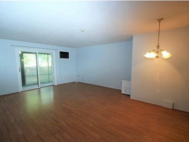 76 Highwood Dr 76, Franklin, MA 02038