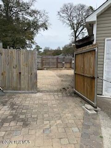 632 Trevis Lane, Wilmington, NC 28412