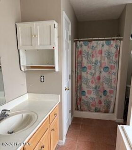 632 Trevis Lane, Wilmington, NC 28412