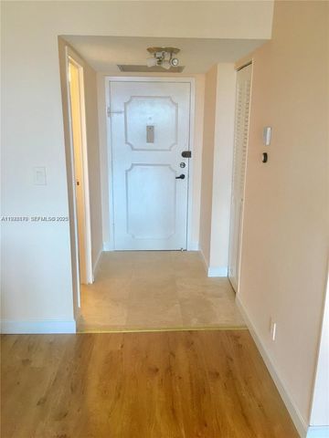 800 Parkview Dr 1018, Hallandale Beach, FL 33009