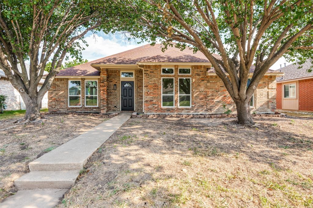5849 Baker Drive, The Colony, TX 75056 — exterior