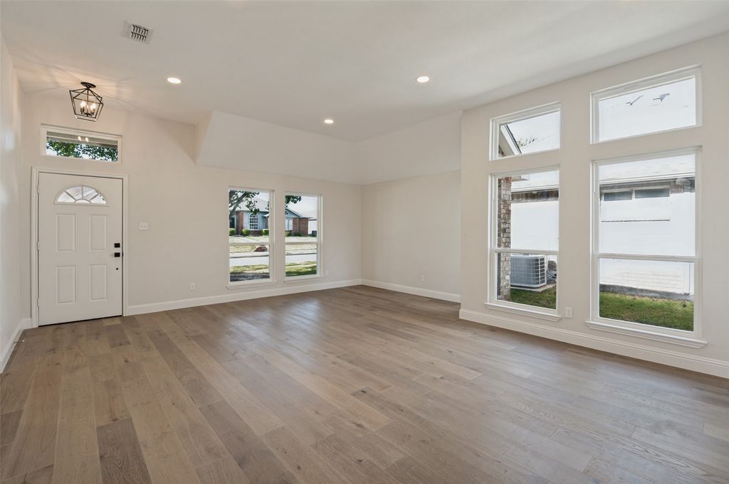 5849 Baker Drive, The Colony, TX 75056 — photo 4
