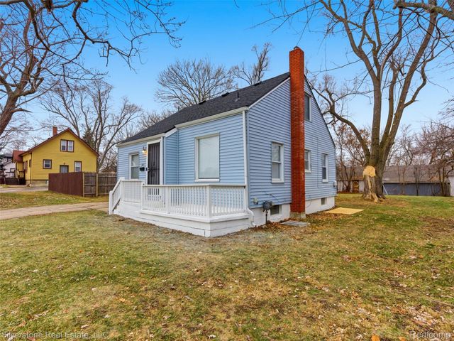 685 Northway Drive, Pontiac, MI 48342