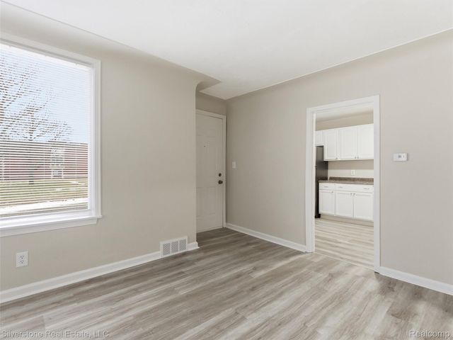 685 Northway Drive, Pontiac, MI 48342