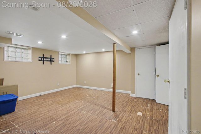 1118 Oxford Road, Berkley, MI 48072