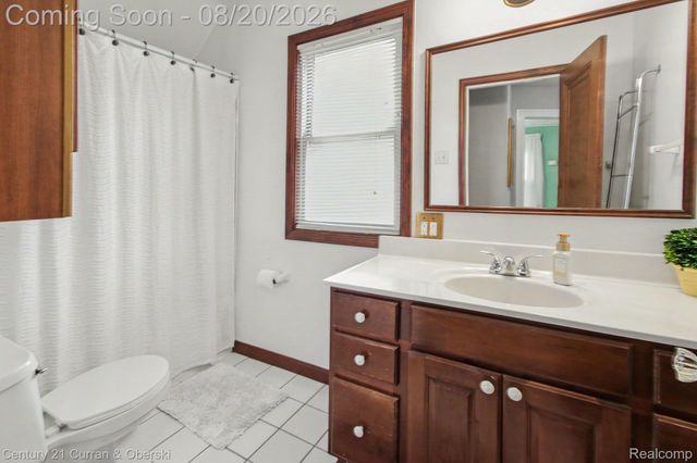 1118 Oxford Road, Berkley, MI 48072